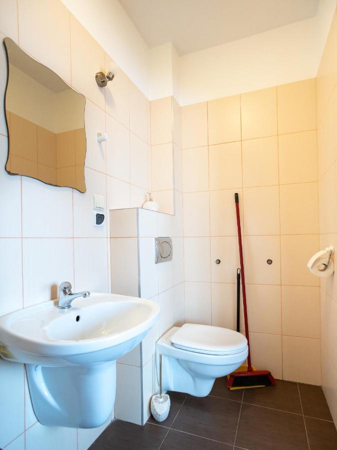 Amber Dom Goscinny Międzywodzie Buitenkant foto